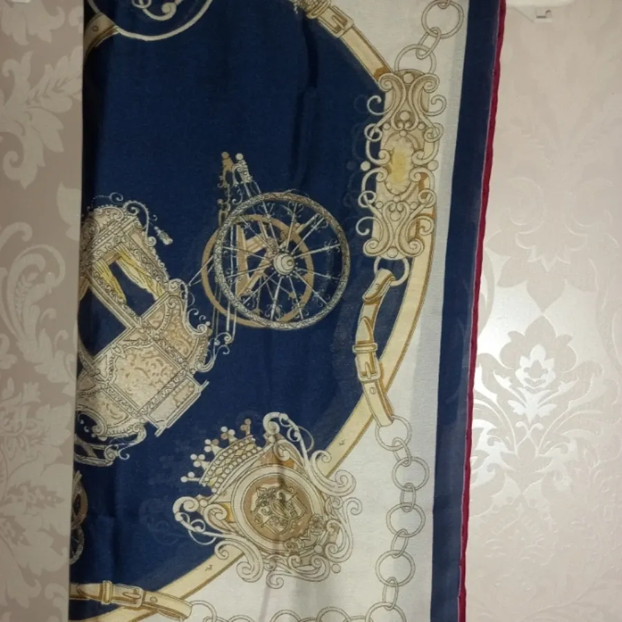 روسری مجلسی حریر