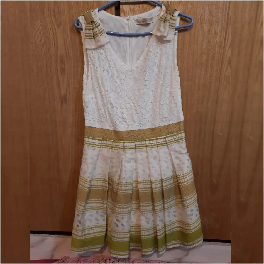 پیراهن مجلسی سفید سبز 42