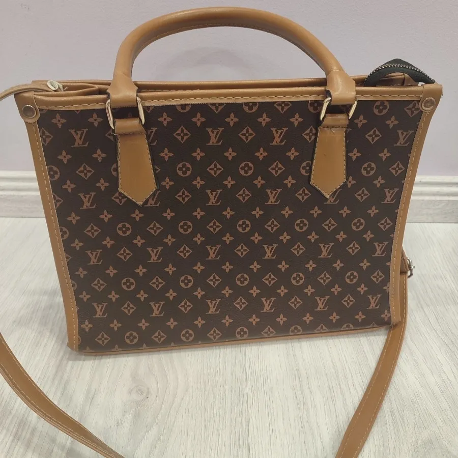 کیف طرح لویی ویتون