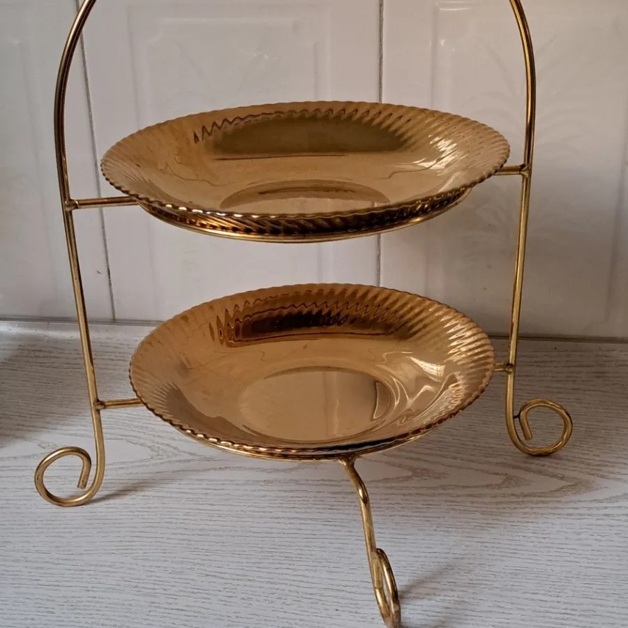 شیرینی خوری دو طبقه