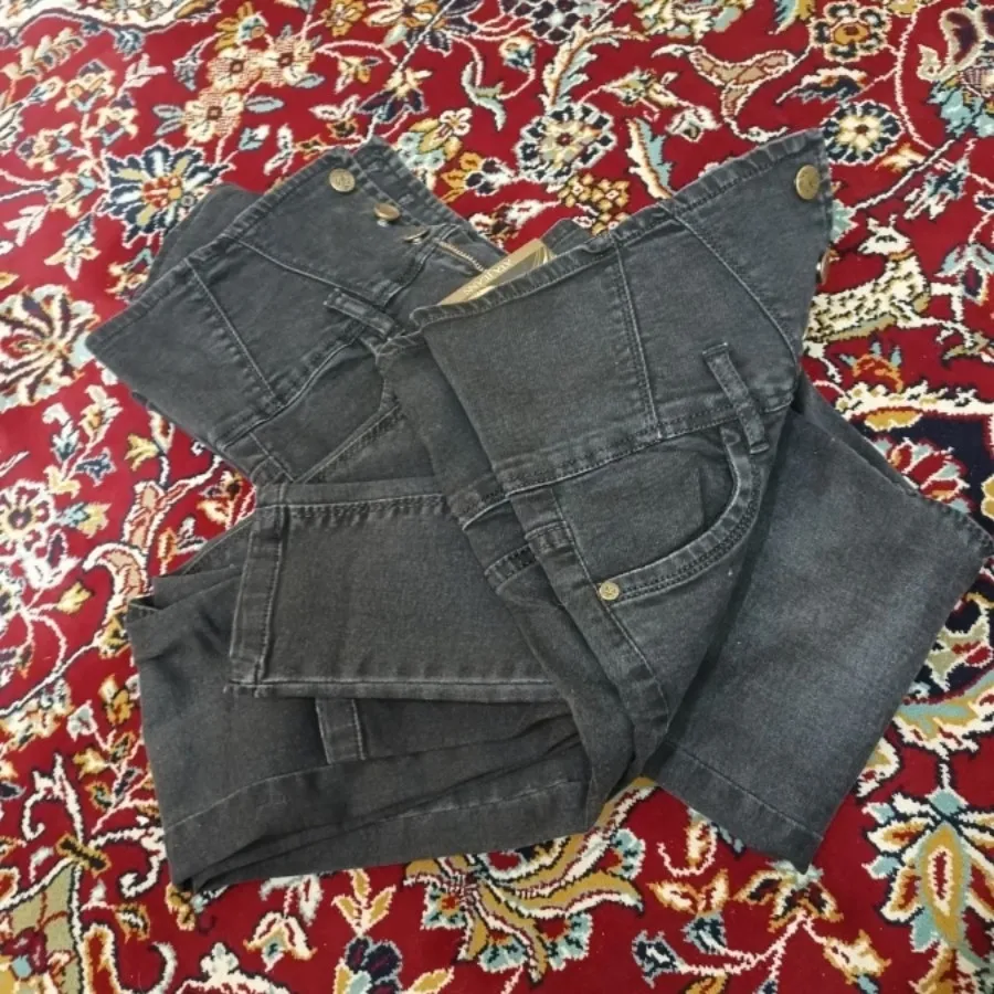 شلوار لی کمر گن دار