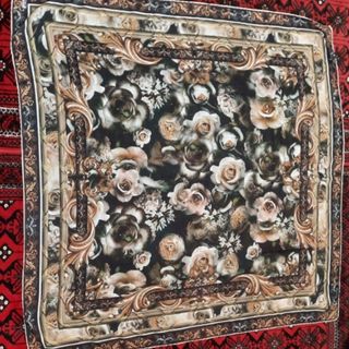 روسری مجلسی رز سفید 140