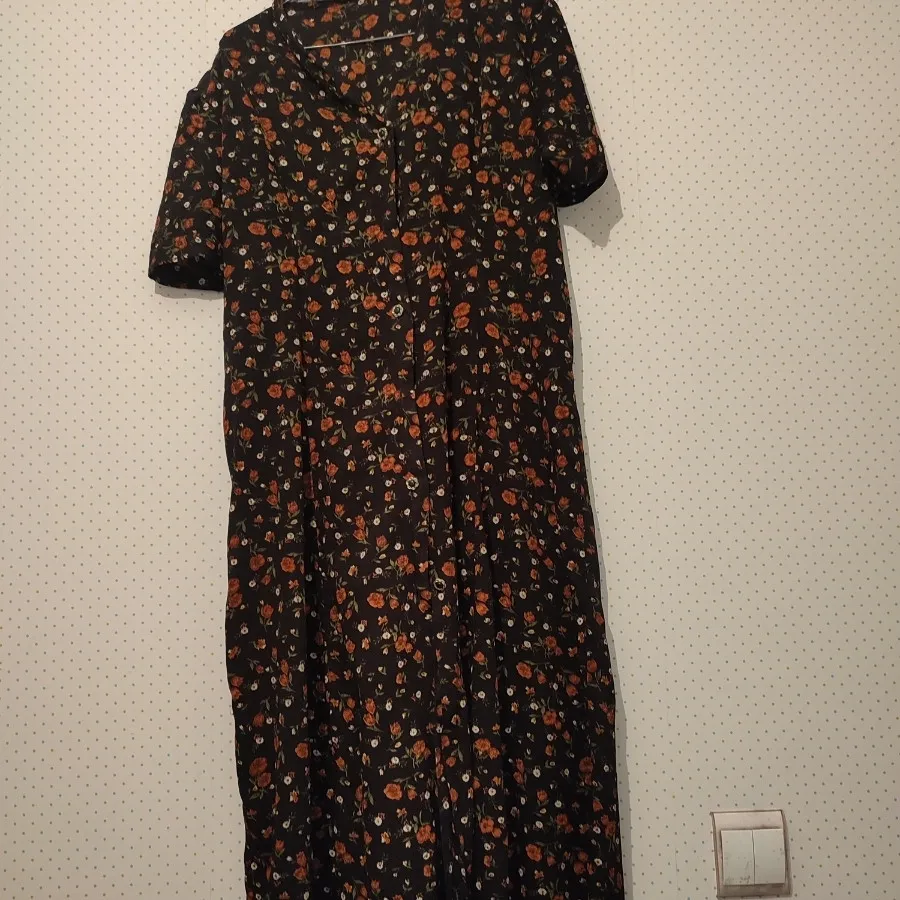 پیراهن گلدار