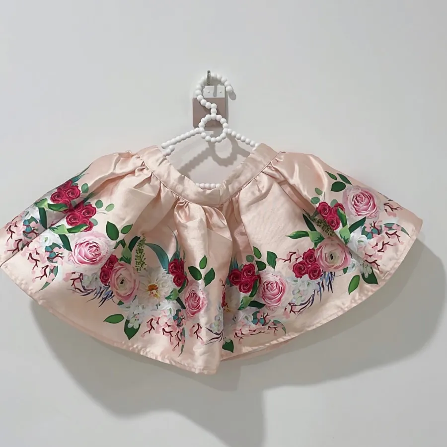 دامن بچگانه