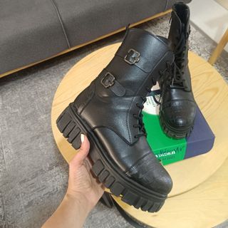 نیم بوت