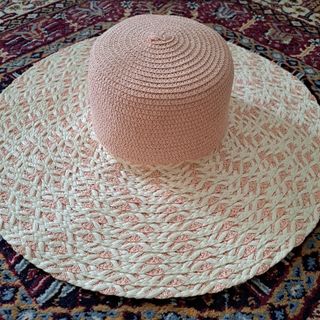 کلاه ساحلی
