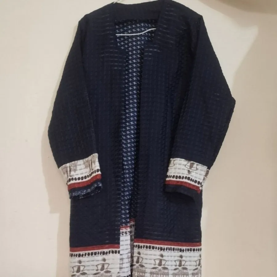 مانتوی بلند هنری