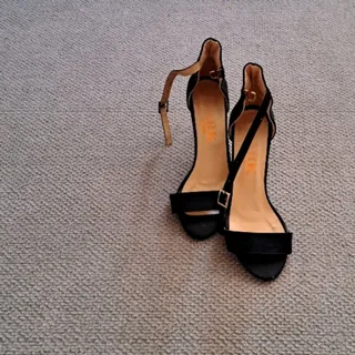 صندل پاشنه بلند