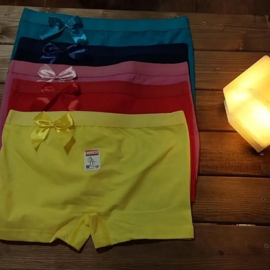 شورت نیم پا