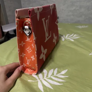 کیف ال وی مستر