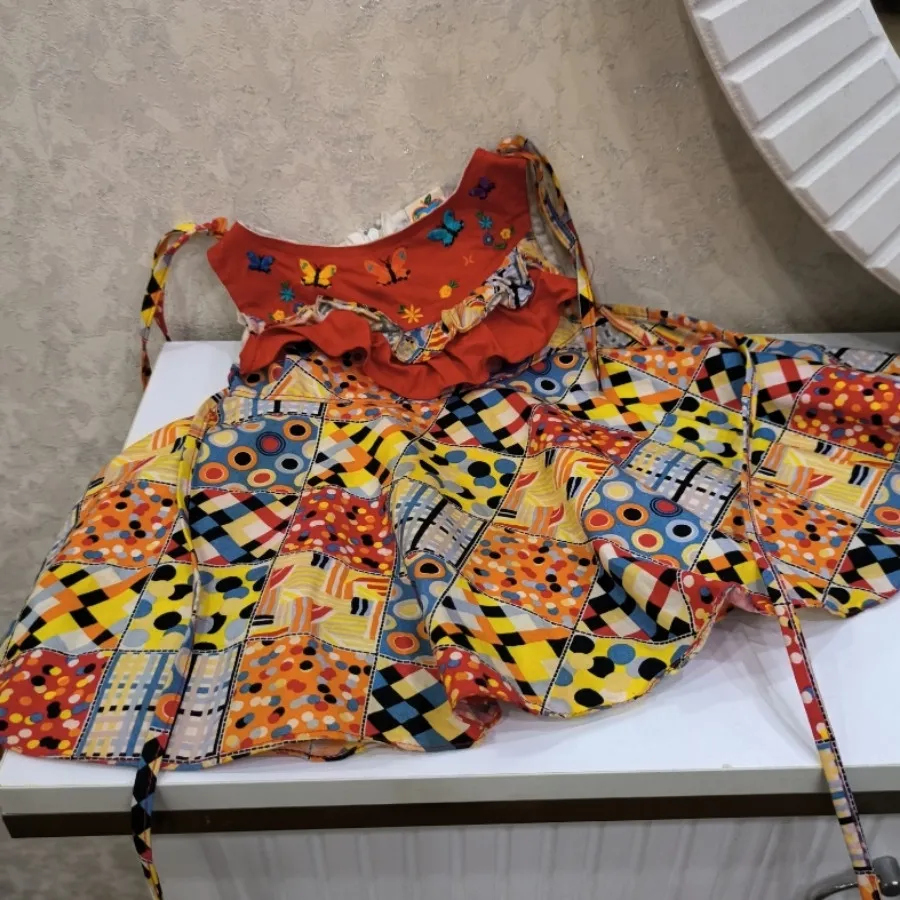 پیراهن دخترانه