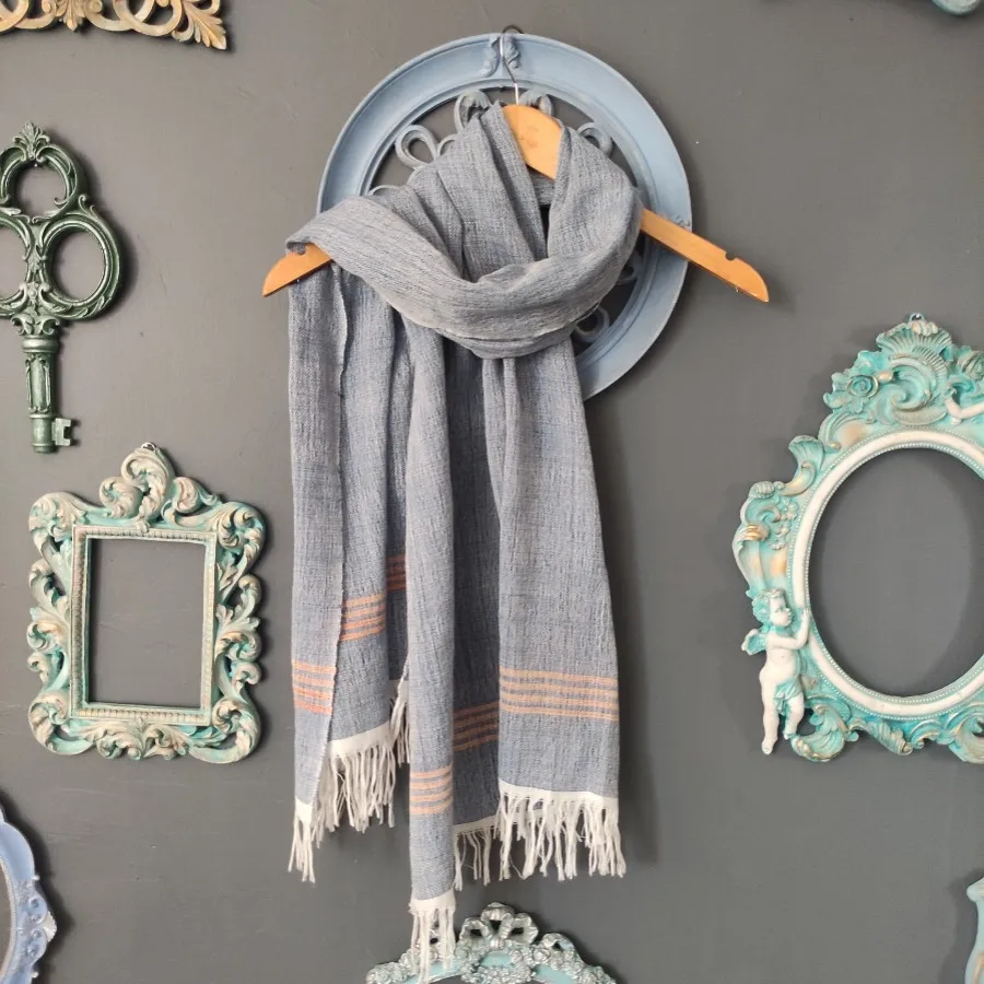 شال آبی کنفی