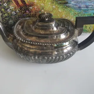 قوری قدیمی
