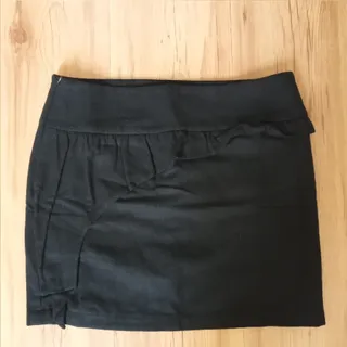 دامن کوتاه پشمی