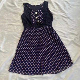 پیراهن عروسکی