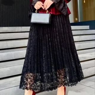 دامن پلیسه ای