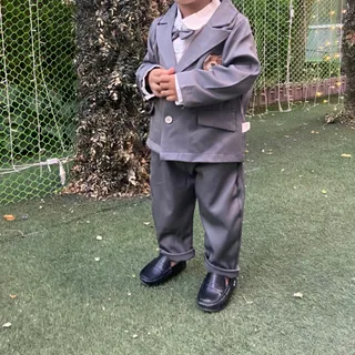 کت شلوار بچگانه