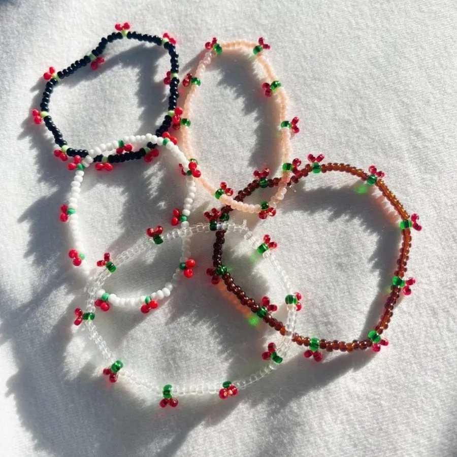 دستبند گیلاسی