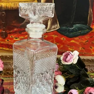 تنگ آب یا نوشیدنی کریستال
