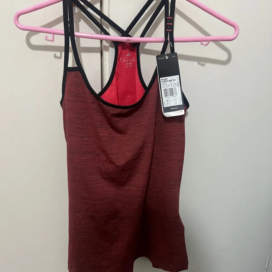 تاپ ورزشی آدیداس