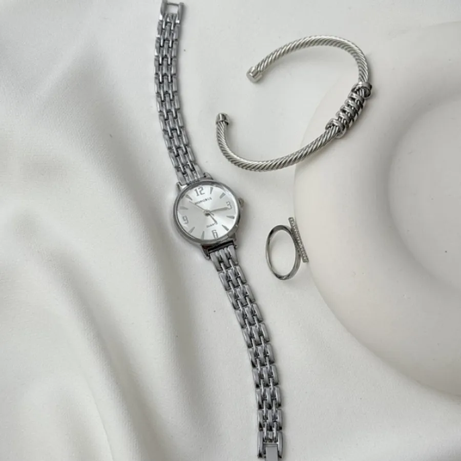 ساعت وارداتی شیک