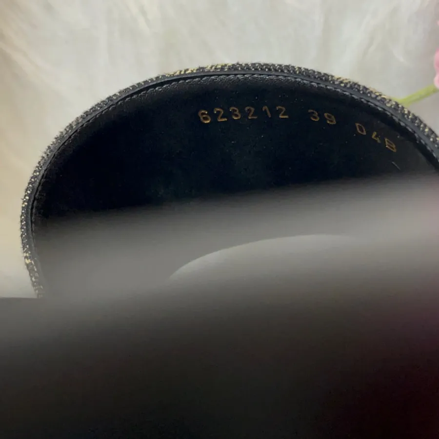 صندل GUCCI اصل سایز 39