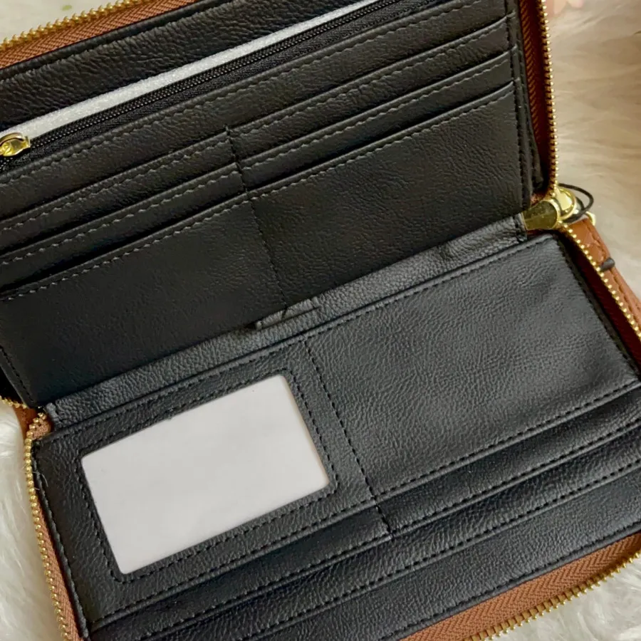 کیف پول یا کلاچ استیومادن