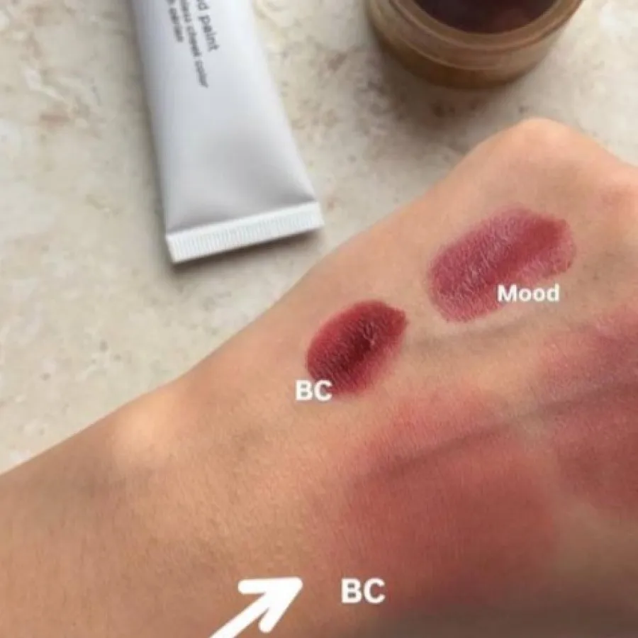 تینت آمریکایی glossier