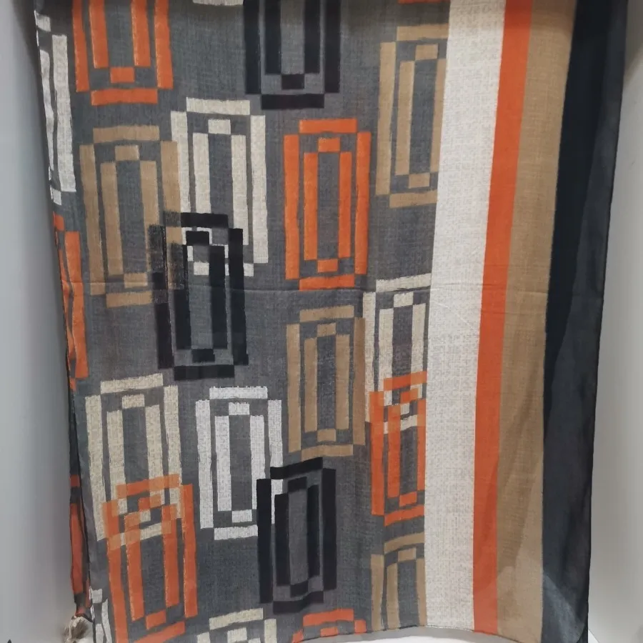 شال قهوه ای نارنجی نخی