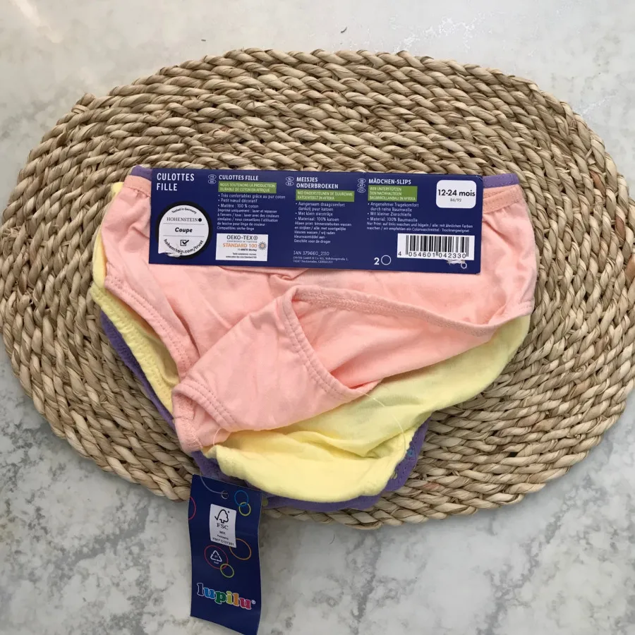 شورت دخترانه