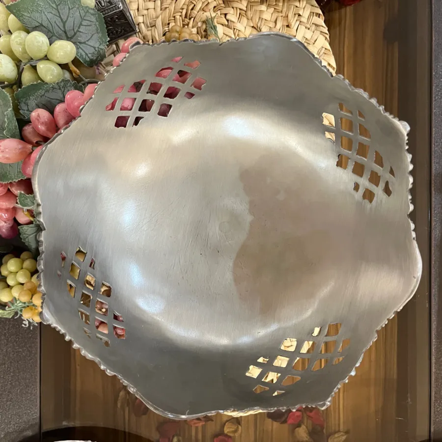 آجیل خوری پیوتر بزرگ