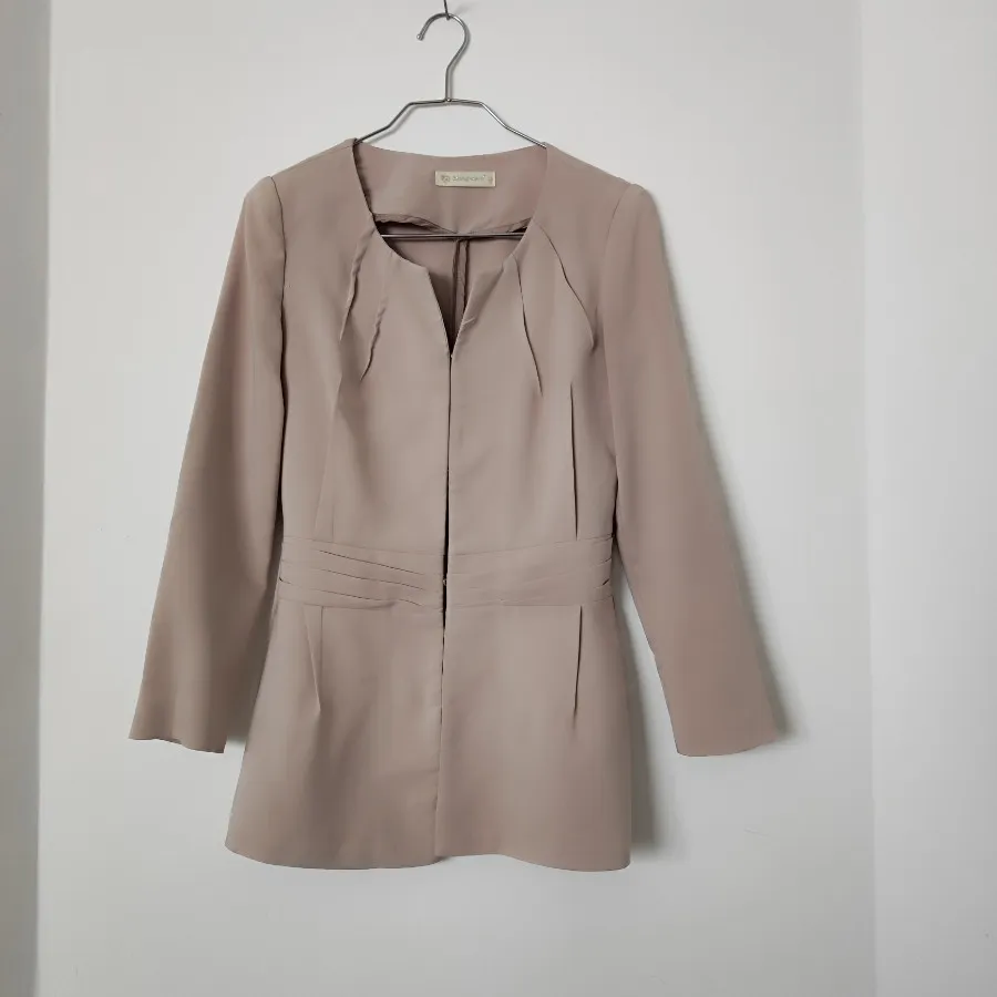 مانتو کتی صورتی