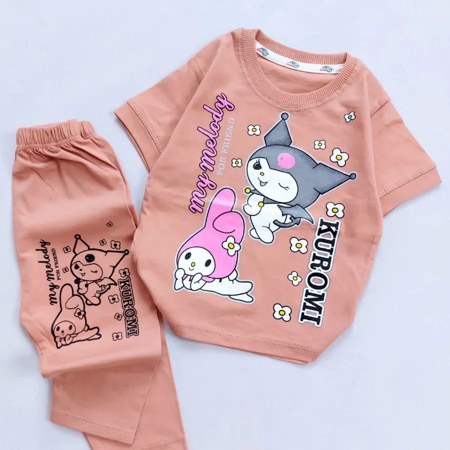 تیشرت شلوارک کرومی و شکوف