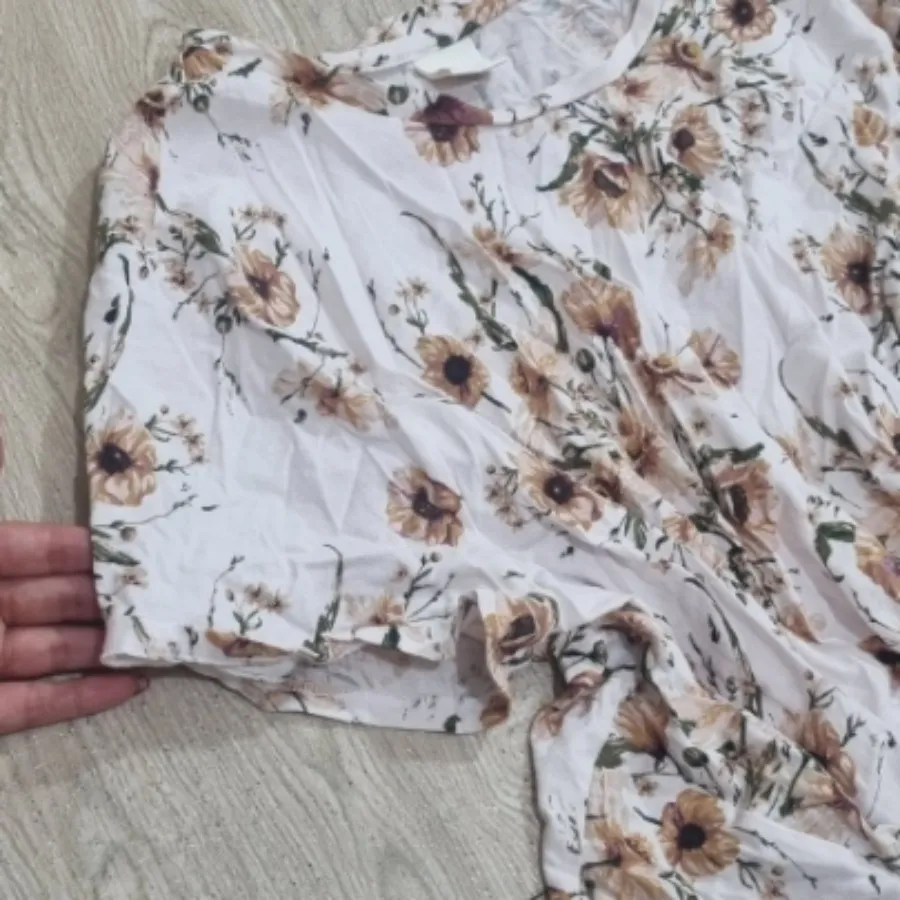 تی شرت با گره ی سرخود