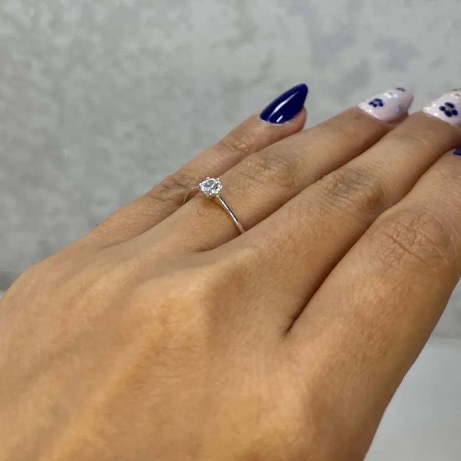 انگشتر نقره تک نگین