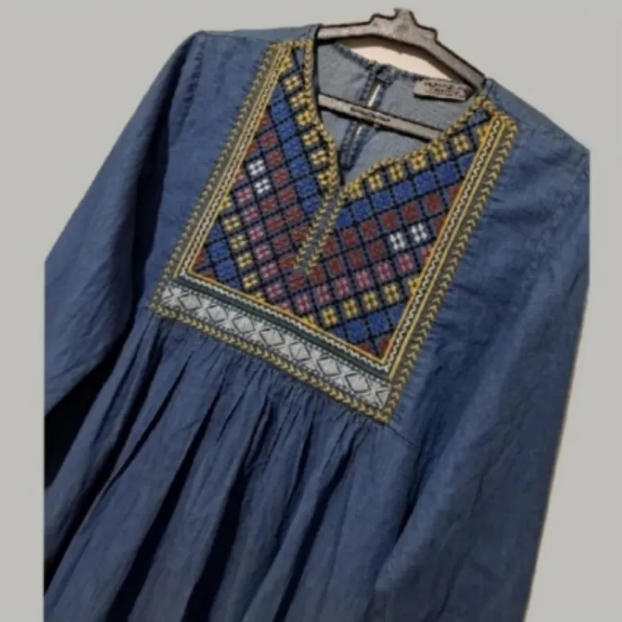 مانتو لی پیراهنی