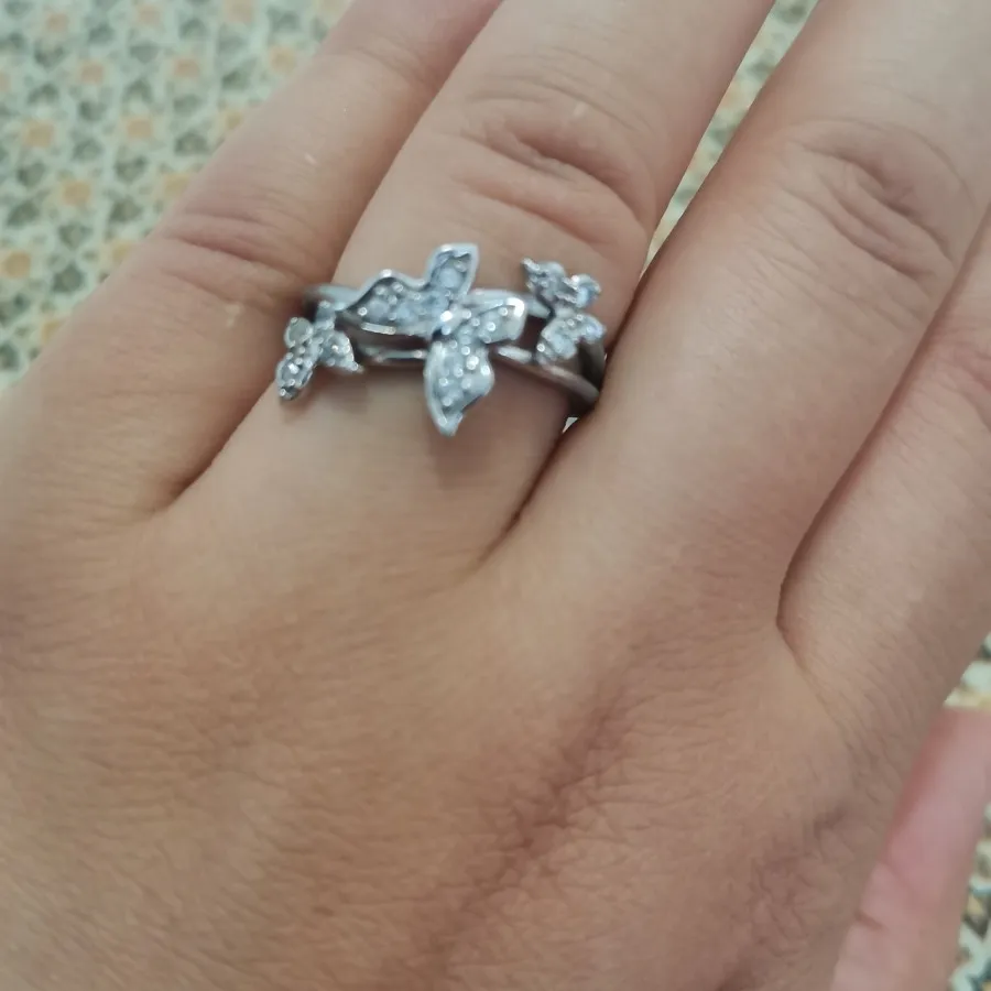 انگشتر پروانه ای نقره ای