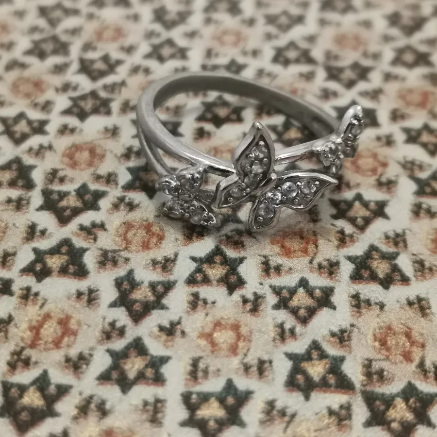 انگشتر پروانه ای نقره ای