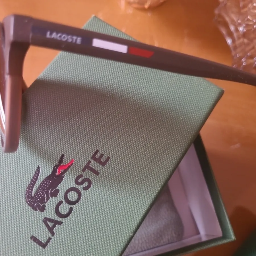 عینک اورجینالLACOSTE