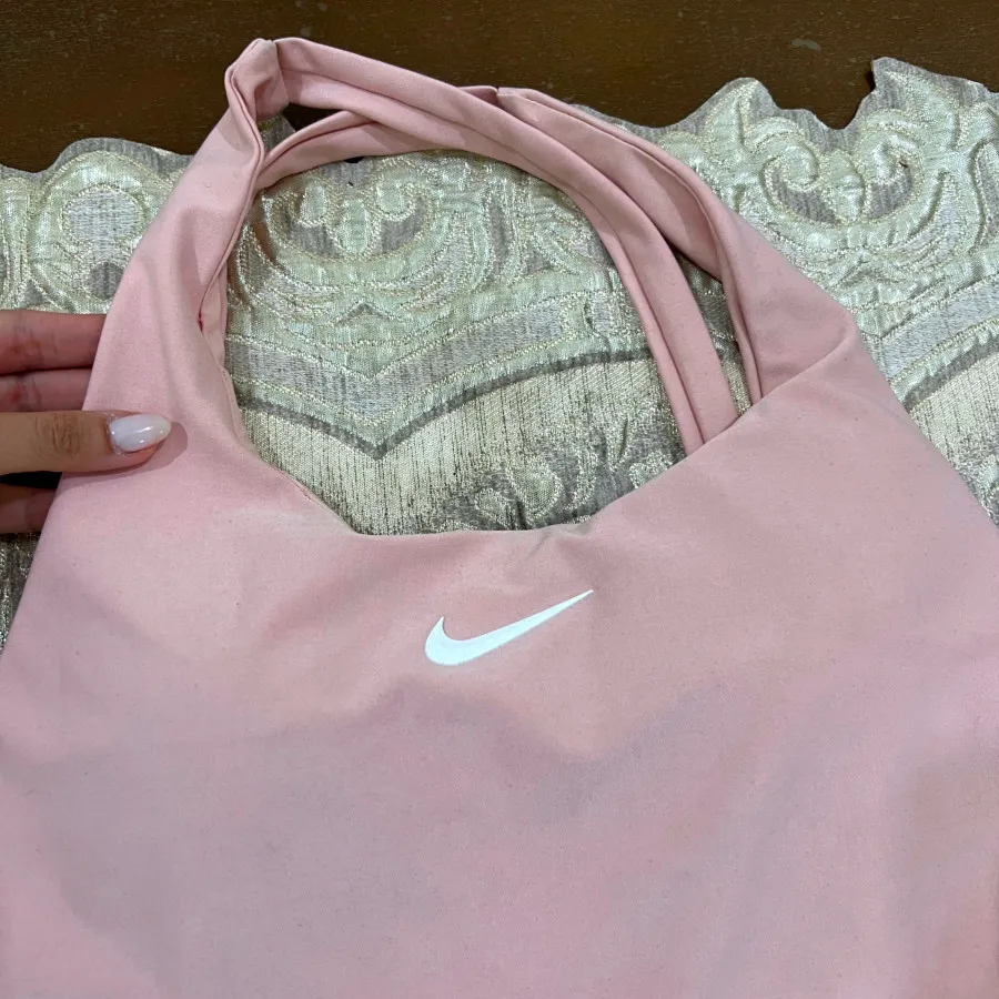 نیم تنه ورزشی