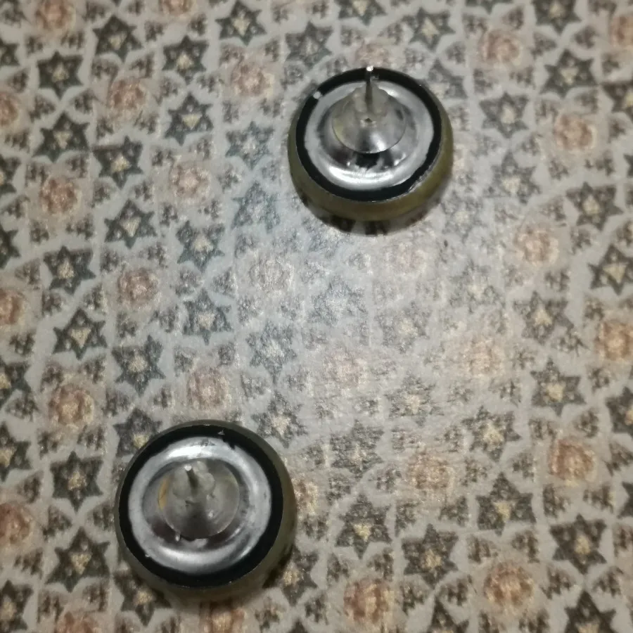 گوشواره سرمه ای خالدار