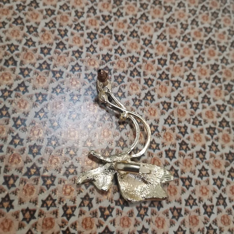 گوشواره خاص پروانه