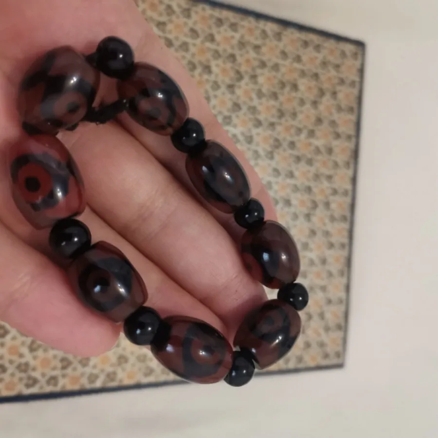 دستبند عقیق طرح چشم