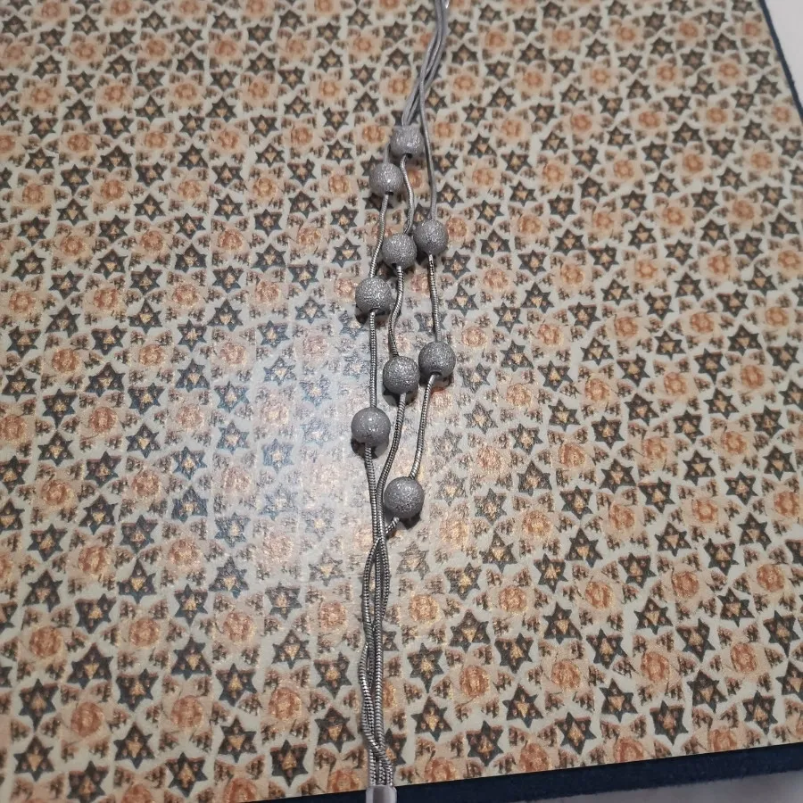 دستبند نقره ای مهره