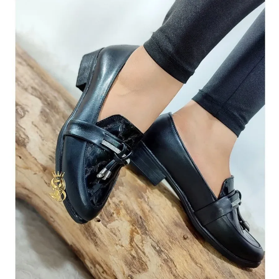 کفش کالج طبی ملورین