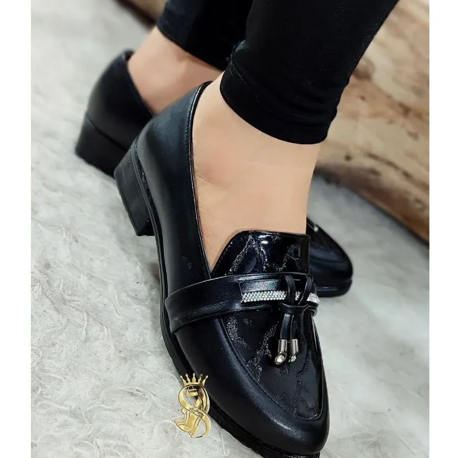 کفش کالج طبی ملورین