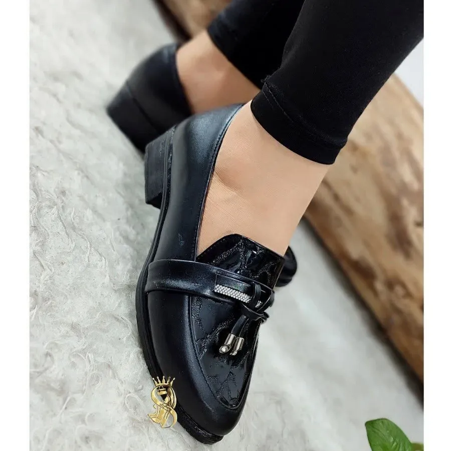 کفش کالج طبی ملورین