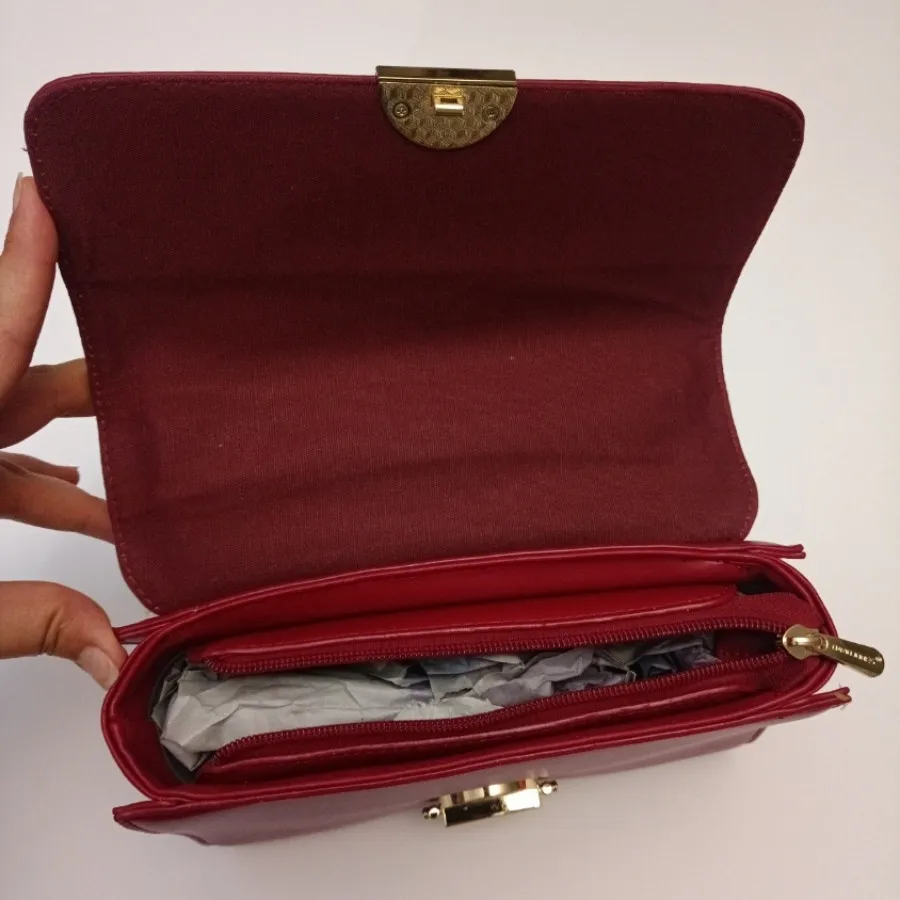 کیف زرشکی دیوید جونز