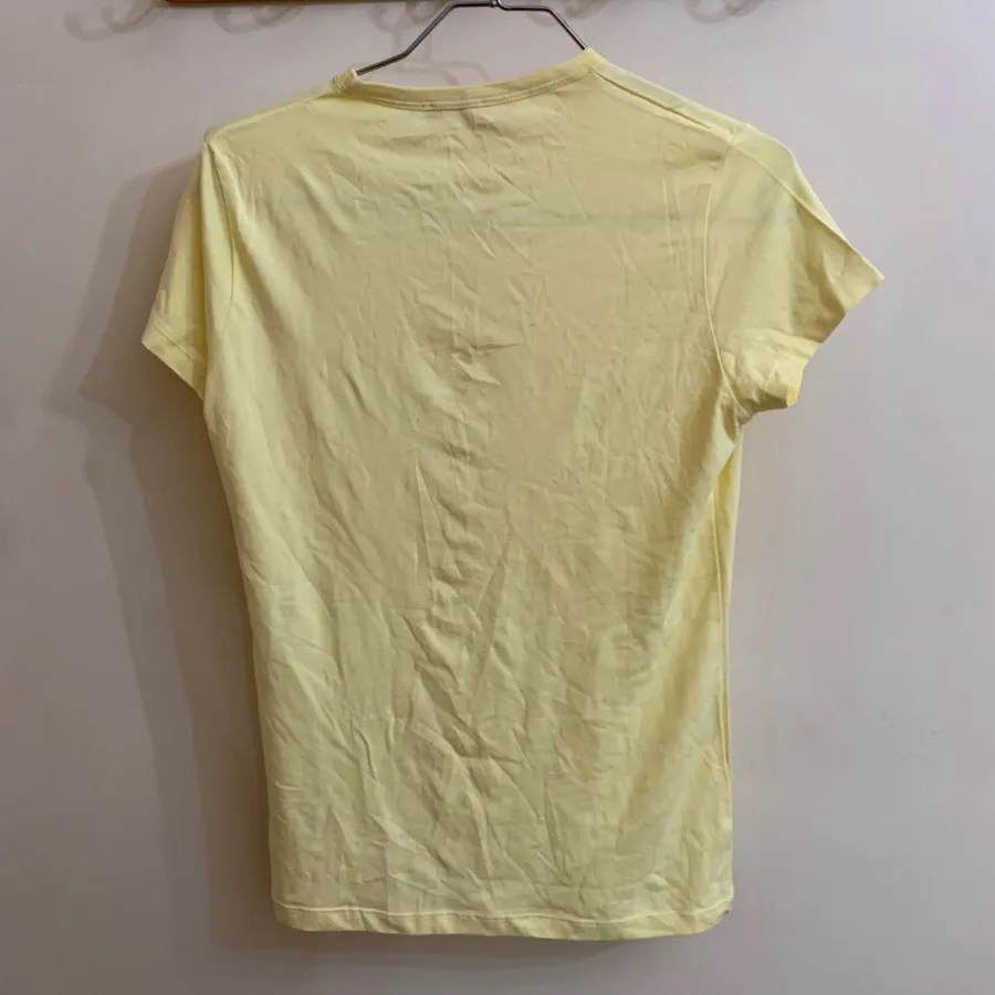 تیشرت زرد برند خارجی