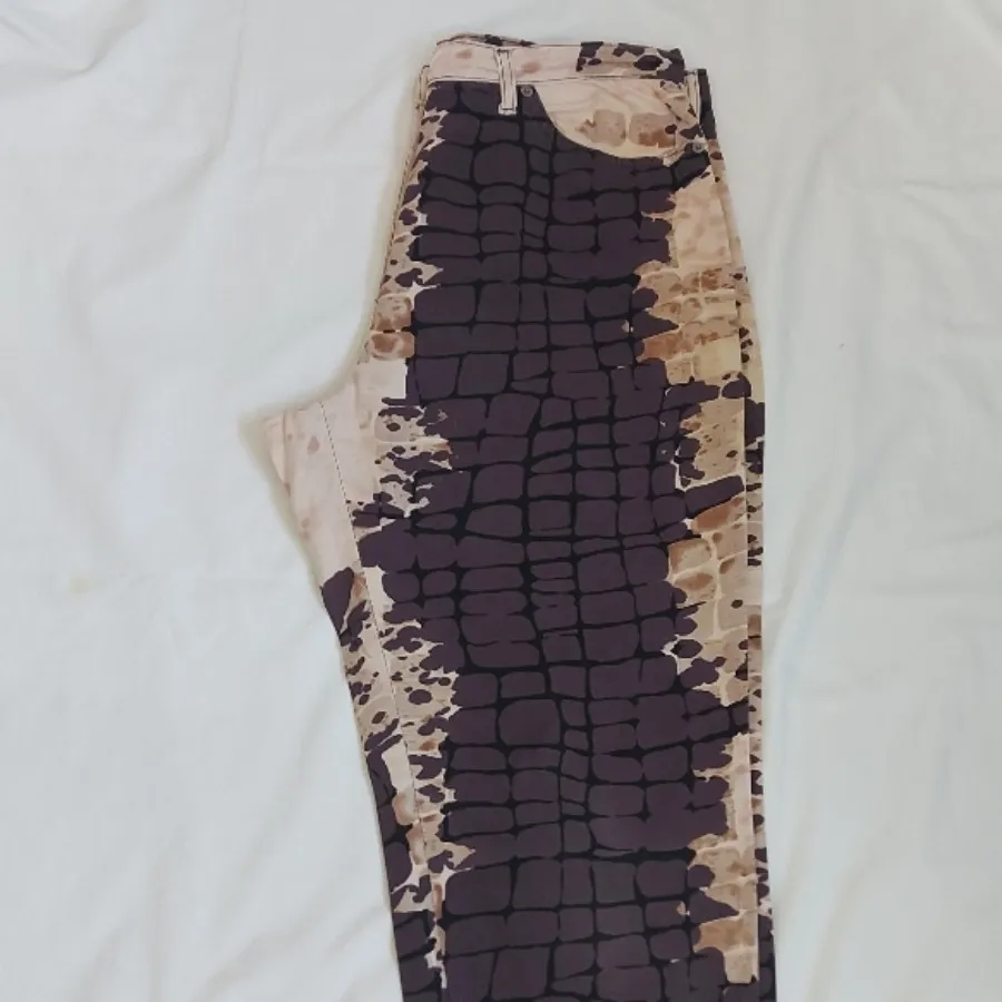 شلوار لی کشی طرح دار